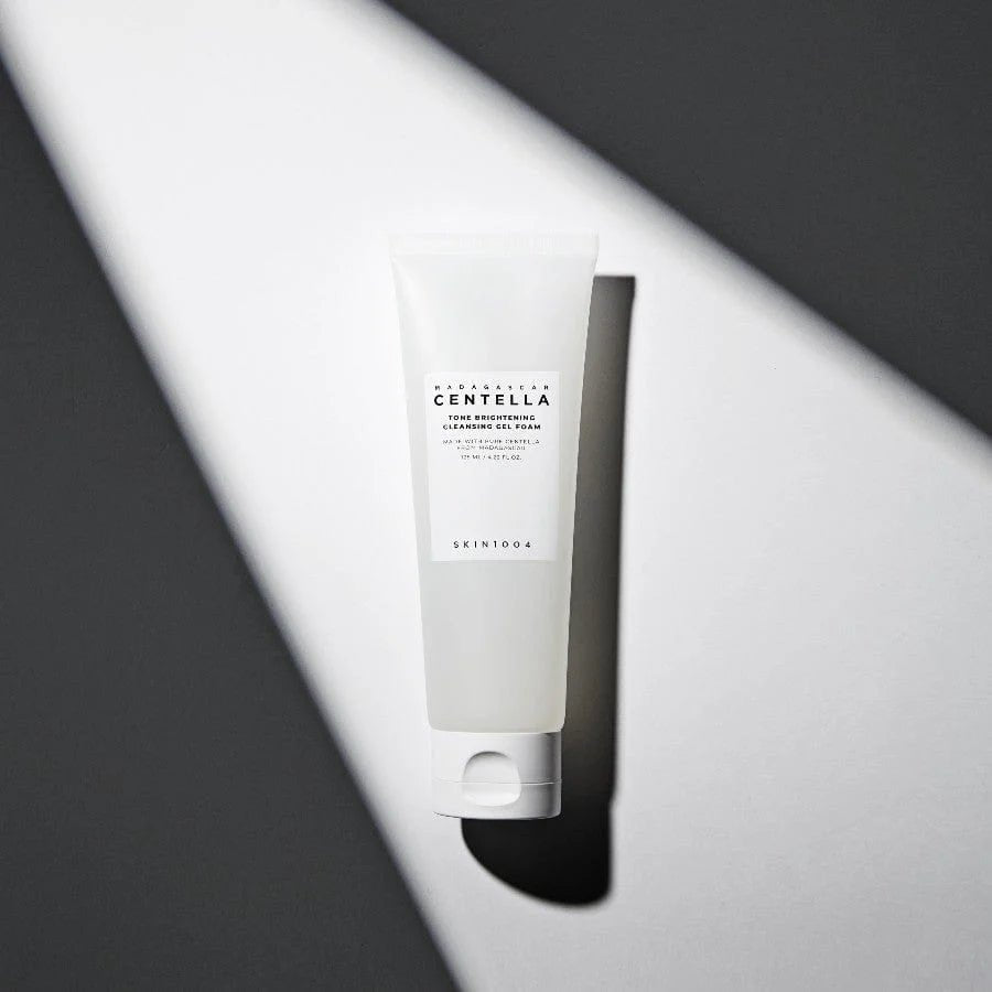 [Skin1004]  Madagascar Centella Tone Brightening  Cleansing Gel Foam 125ml- Authentic Korean Skincare Pakistan